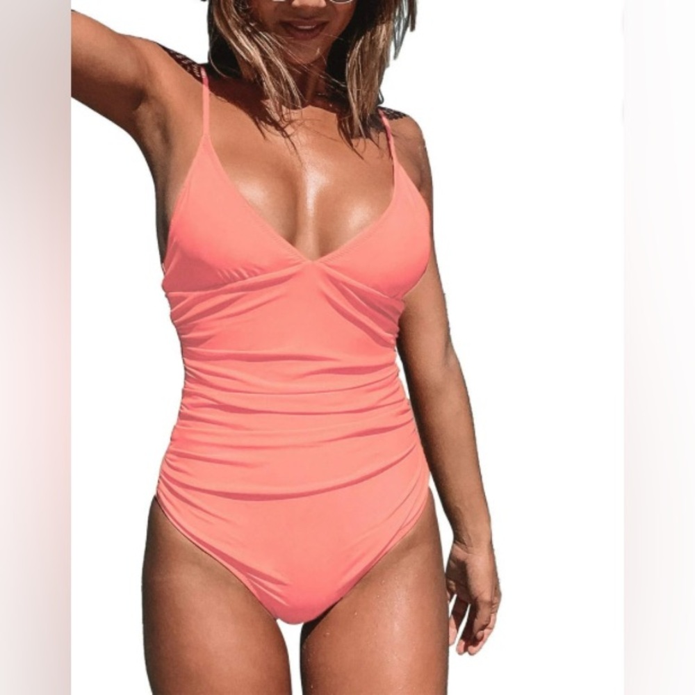 Cupshe Women's Pink Ruched One Piece Swimsuit Plunging Neckline Monokini Size L